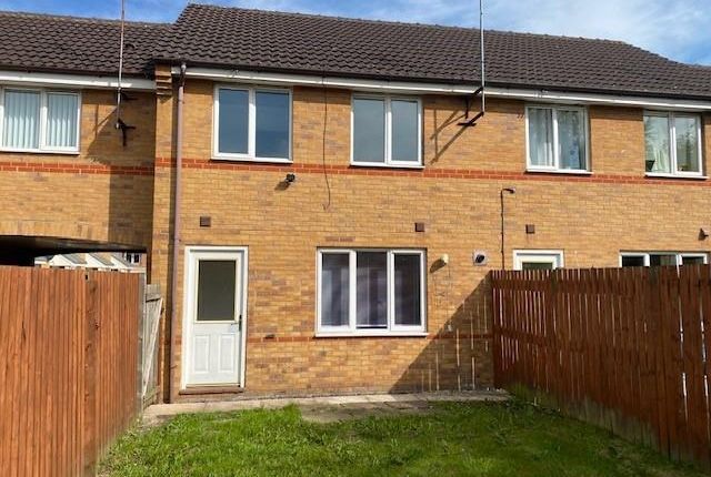 End terrace house to rent in Willow Drive, Brough