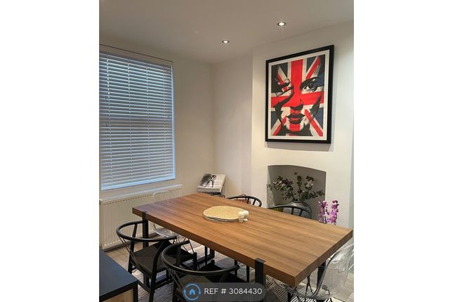 Grosvenor Road, Altrincham photo 3