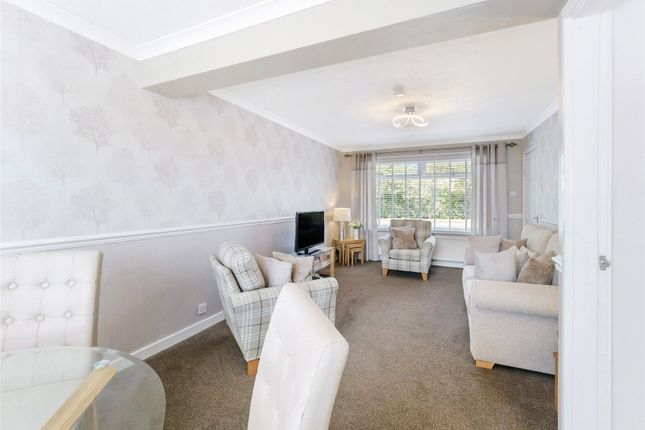 60, Orchy Crescent, Glasgow photo 3
