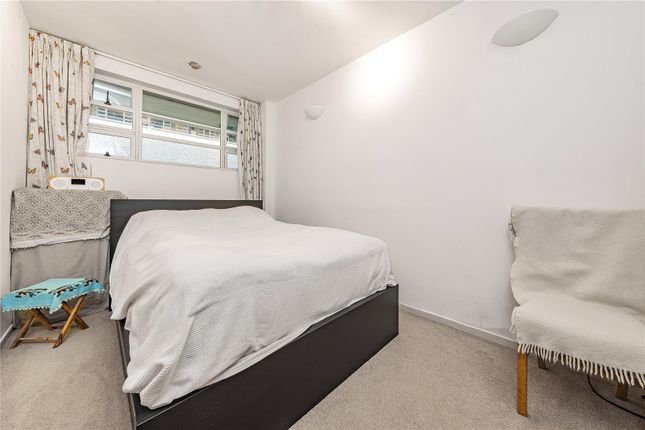 20, Lichfield Court, Richmond photo 4