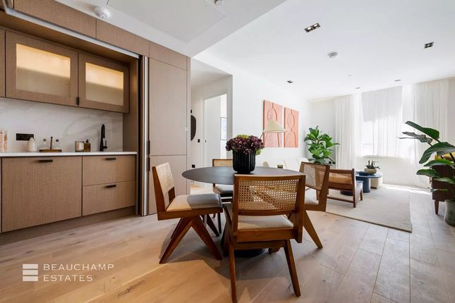 Flat for sale in The Pembridge, Notting Hill