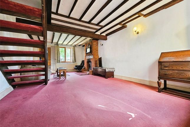13, Tweseldown Road, Fleet photo 4