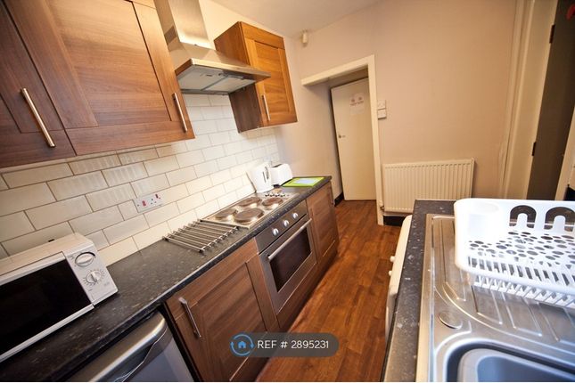 Kenmure Place, Preston photo 3