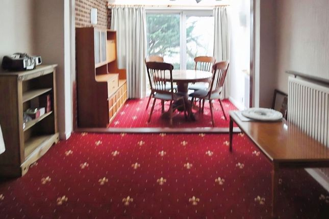 15, Dunvegan Close, EXETER photo 3