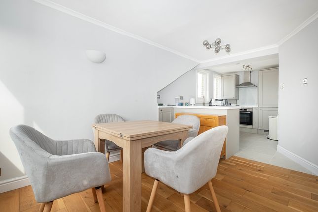 Homefield Road, Wimbledon Village photo 3