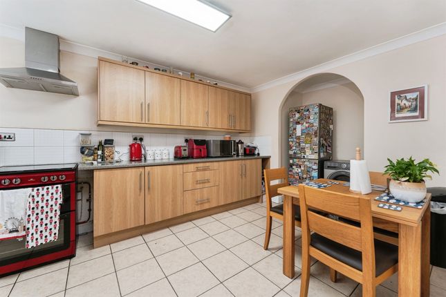 32, Wood Close, Brandon photo 3