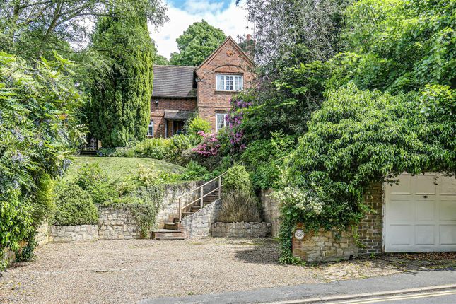 Thumbnail Detached house for sale in Hosey Hill, Westerham