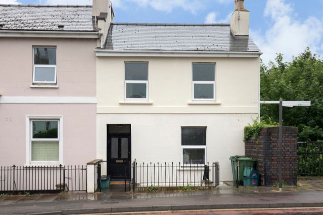 Flat to rent in St. Georges Road, Cheltenham GL50