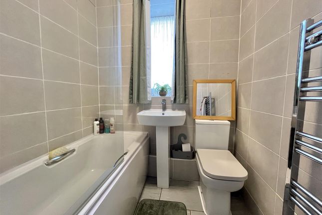 147, Mottram Moor, Hyde photo 5