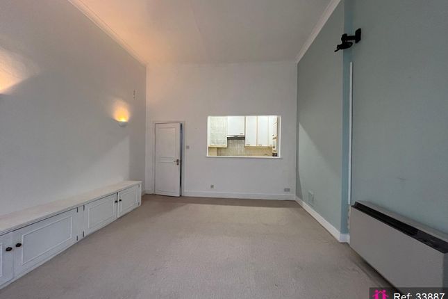 86C, Sinclair Road, London photo 4