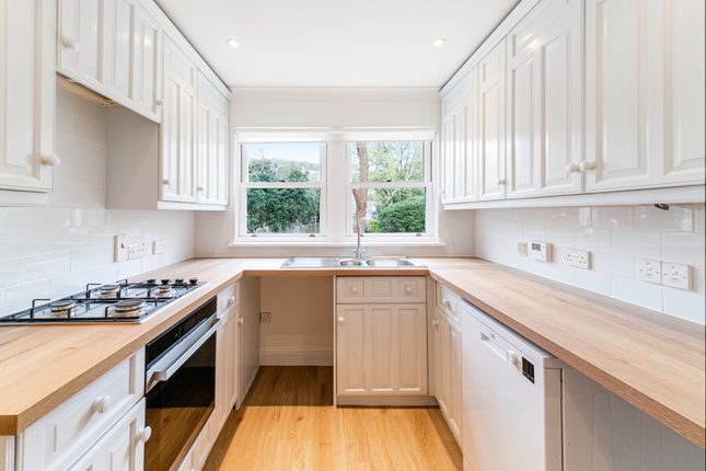 28 Coombe Road, Weston s Mare photo 2