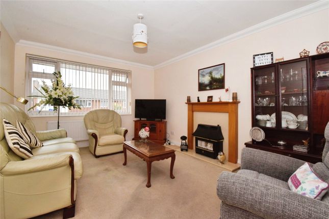 1, Buckfast Close, Leicestershire photo 2