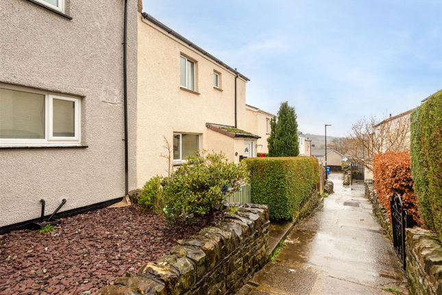 Thumbnail Town house for sale in Deer Park Way, Sheffield