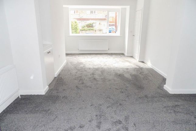 10, Dinsdale Avenue, Newcastle upon Tyne photo 3