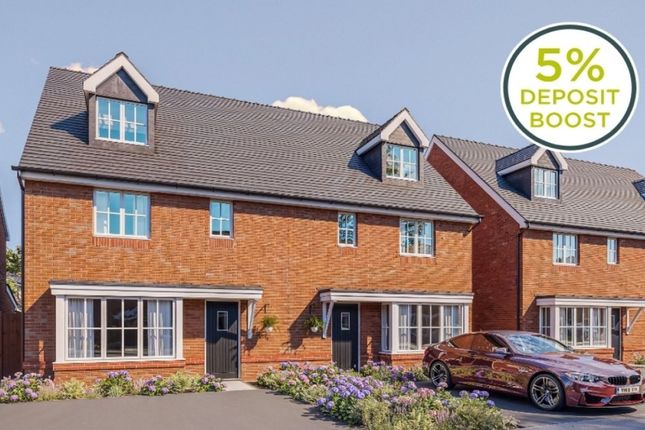 Oakdale, Alderley Lane, Leigh photo 3