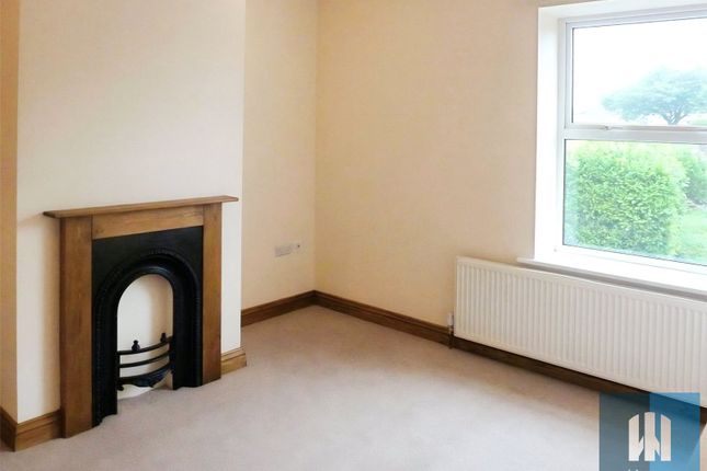 13, Delph Lane, Huddersfield photo 3