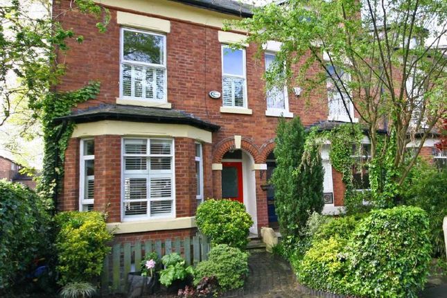 4-bed terraced on 12, Manchester, £3,000/mo