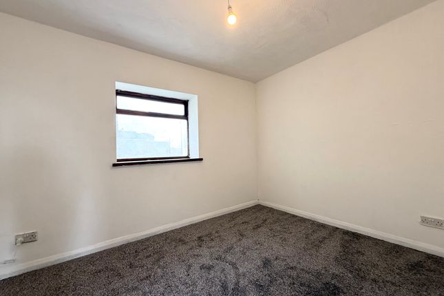 10, Chapman Court, Fleetwood photo 2