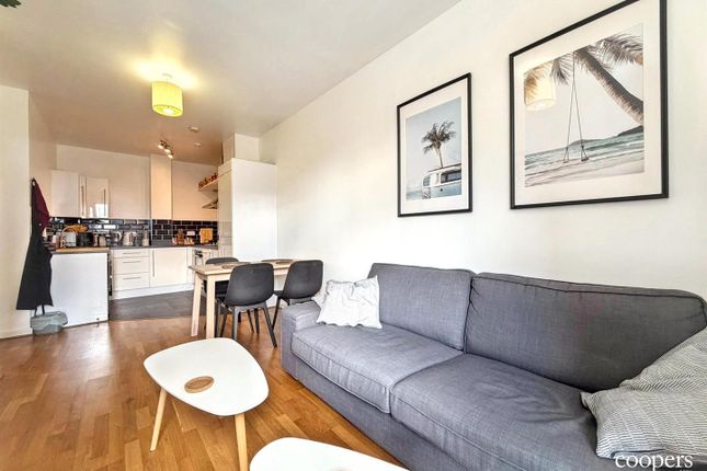 5, Astral Court, Ruislip photo 2