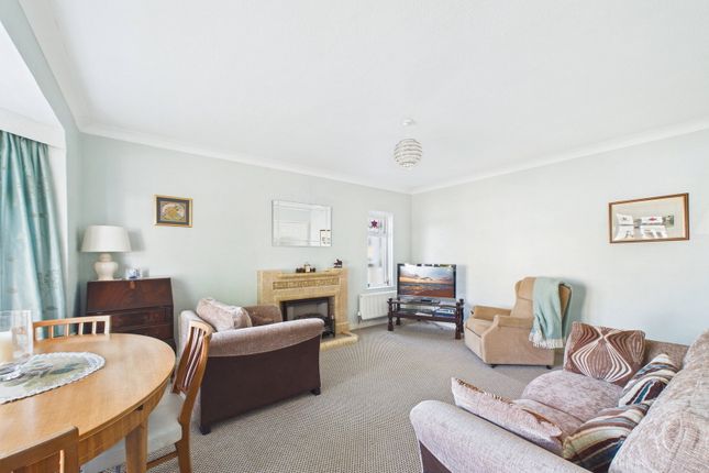 14, Godfrey Avenue, Paignton photo 3