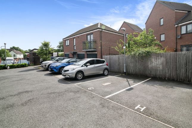 Town house for sale in Turks Head Way, West Bromwich