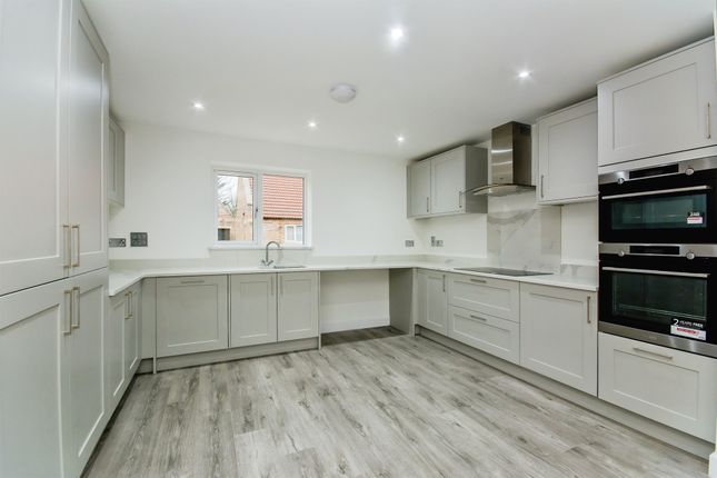 21b, Hillgate, Spalding photo 2