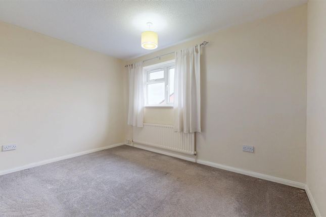 33, Edgecote, Milton Keynes photo 4