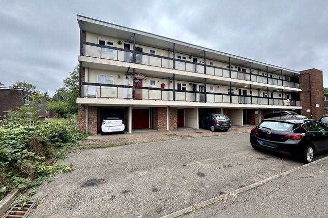 Thumbnail Flat for sale in Badburgham Court, Waltham Abbey