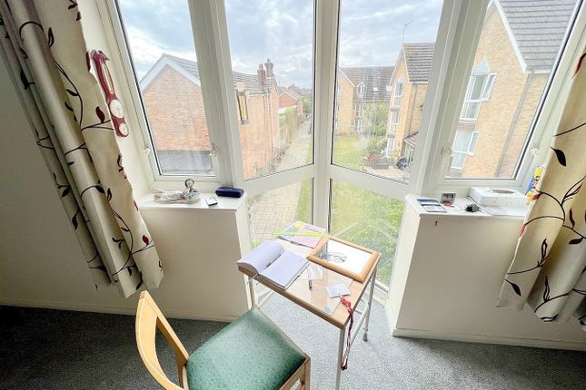 Flat for sale in Sunnyhill Road, Poole