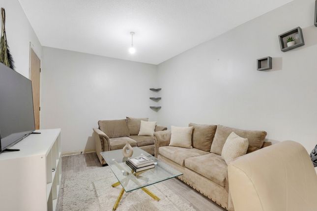 3 Parry Court Marmion Road, Nottingham photo 4