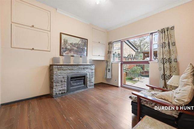 71 Harwood Avenue, Hornchurch photo 4