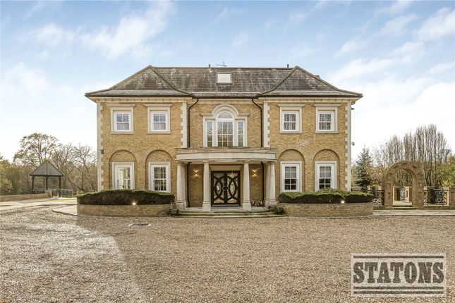 Mallards House, 96, Galley Lane, Hertfordshire photo 2