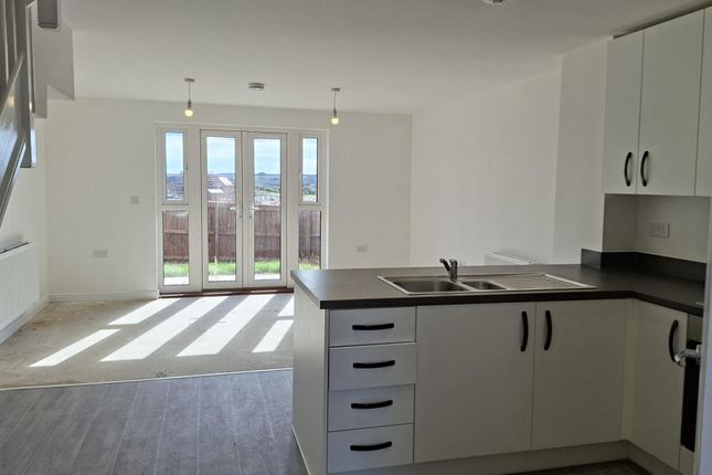 Burdock Street, Corby photo 2