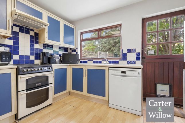 51, Maplestead Road, Dagenham  photo 4