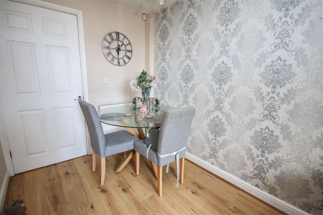 159, Glassbrook Road, Rushden photo 4