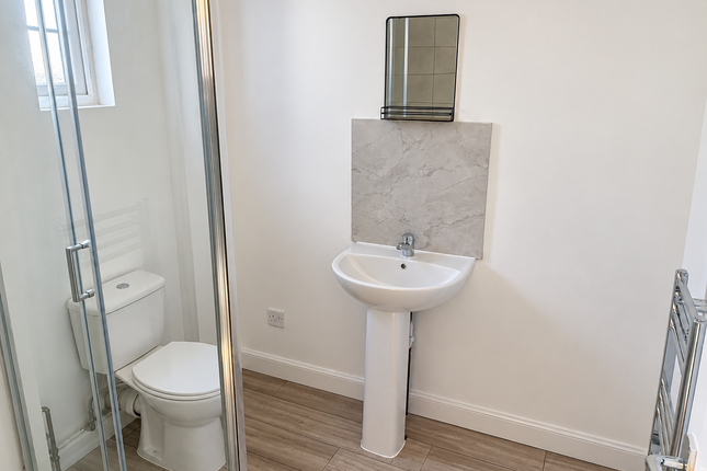 Bradbourne Road, Grays photo 3