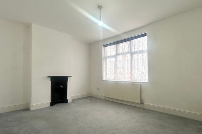 57, Turner Road, Leicester photo 2