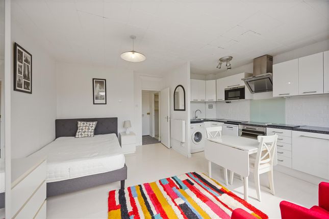 Flat 18, 119, Haverstock Hill, London photo 2