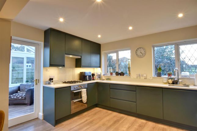 2, Oast House Drive, Rye photo 3