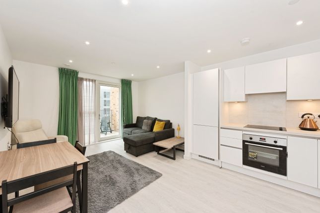Flat 52, Croxby House, Prince Regent Road, Hounslow photo 2