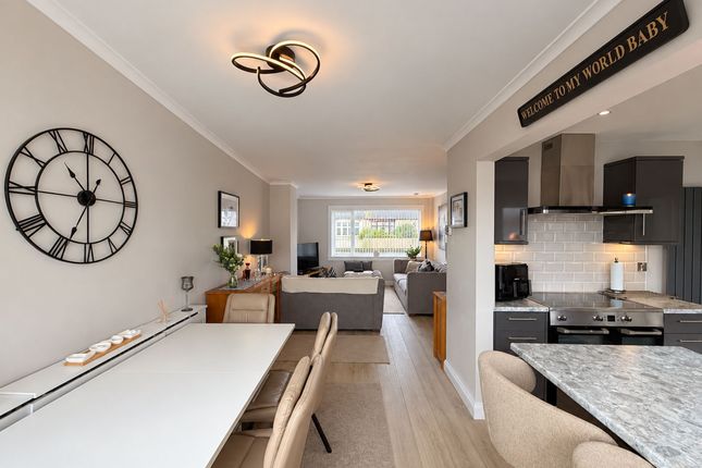 33, Bellrock Avenue, Prestwick, KA9 photo 4