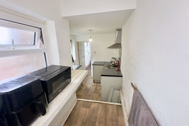 6 & 6a, James Street South, Murton photo 4