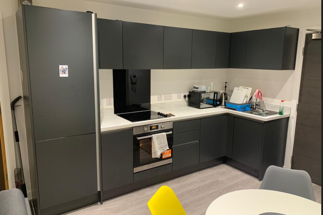 305 Downtown,, 9 Woden Street, Salford photo 5
