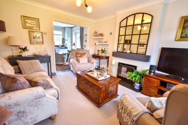 29, Cardigan Grove, Stoke-On-Trent photo 4