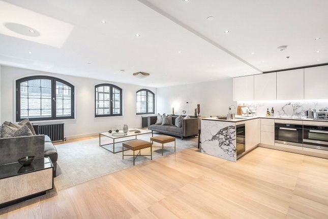 Thumbnail Flat for sale in Floral Street, Covent Garden