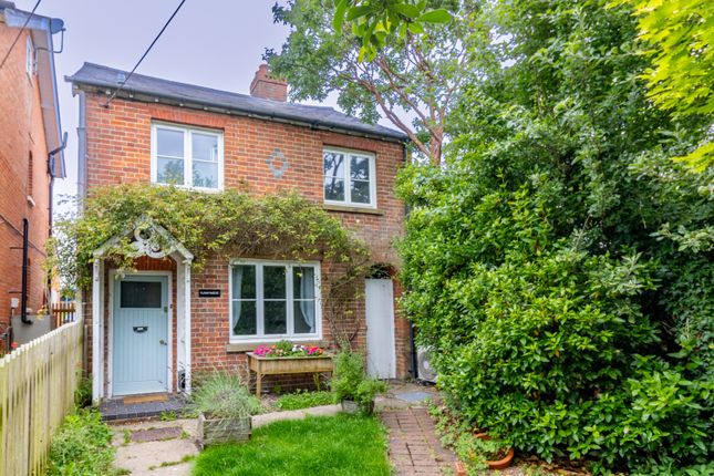 Thumbnail Terraced house to rent in Inhams Row, Old Alresford, Alresford, Hampshire