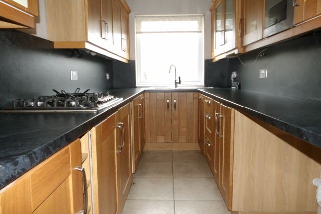 5, Sutton-in-Ashfield photo 2