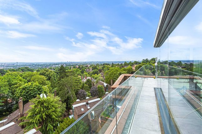 Thumbnail Flat to rent in Firecrest Drive, Hampstead