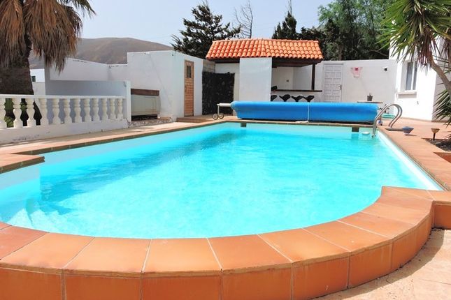 Villa for sale in Macher, Lanzarote, Spain