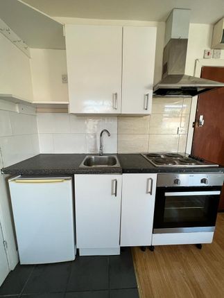 Thumbnail Flat to rent in Long Drive, Greenford